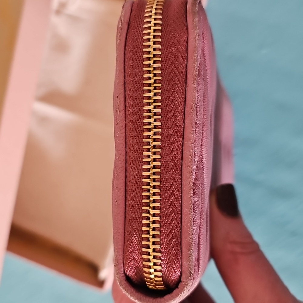 Miu Miu By Prada Women's Large Matelassé Nappa Leather Wallet - Picture 4 of 16